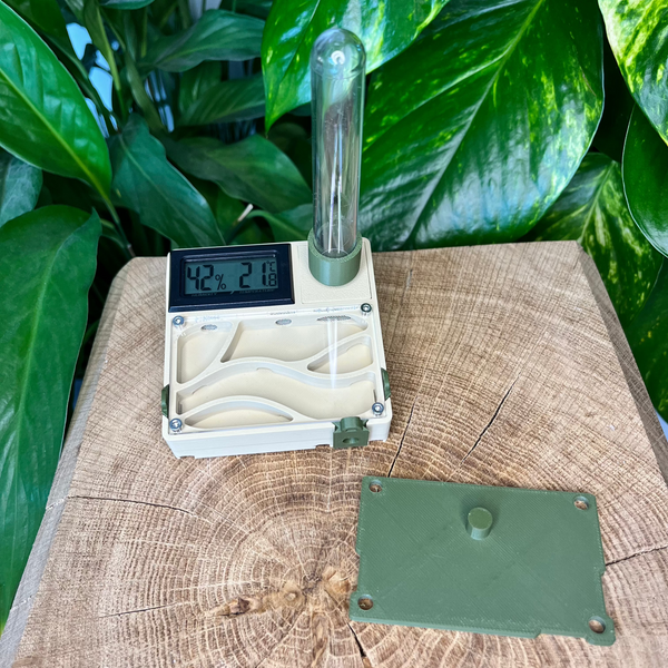 Nid 80x80 avec capteur et système d'hydratation - Design Moderne La Petite Fourmi