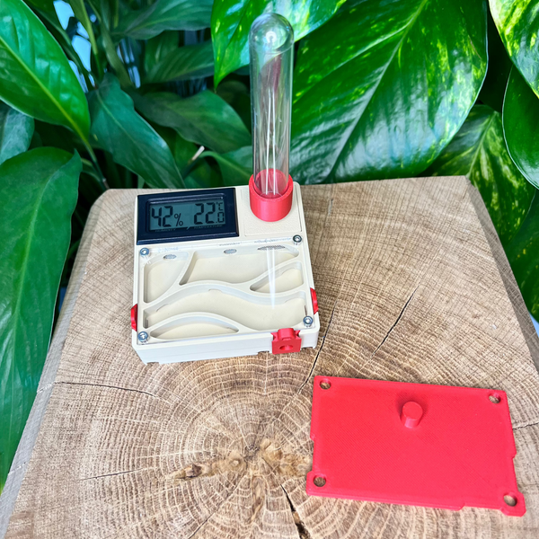 Nid 80x80 avec capteur et système d'hydratation - Design Moderne La Petite Fourmi