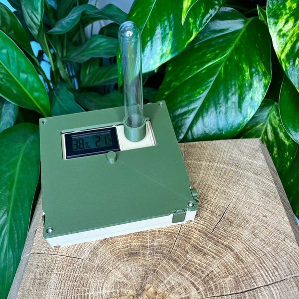 Nid 120x120 avec capteur et système d'hydratation - La Petite Fourmi