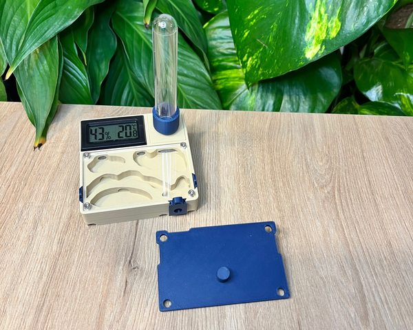 Nid 80x80 avec capteur et système d'hydratation - Design Nature La Petite Fourmi