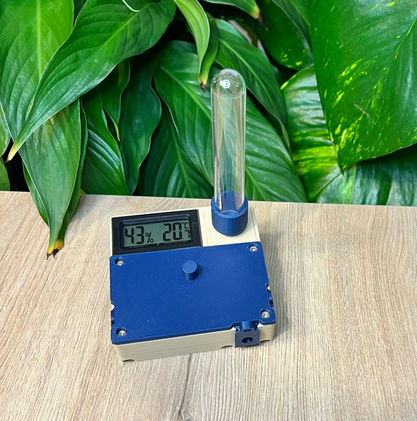 Nid 80x80 avec capteur et système d'hydratation - Design Nature La Petite Fourmi